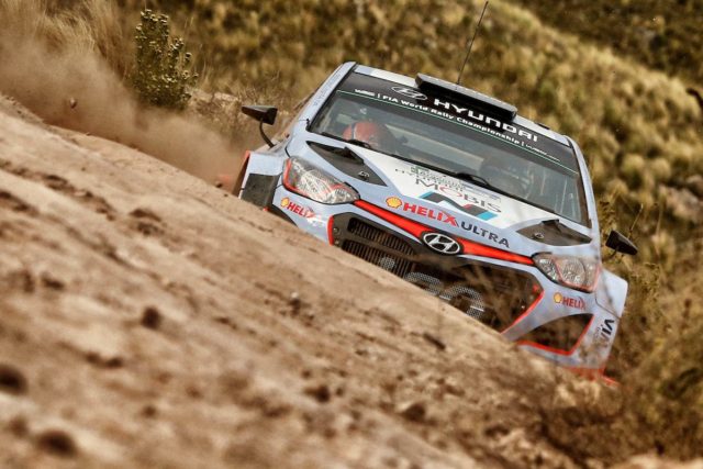 Osservatorio Compass: ripartono a doppia cifra le vendite di automobili grazie al supporto del credito al consumo (Foto: Insidefoto.com)