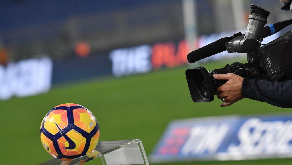quanto costa vedere il calcio in tv