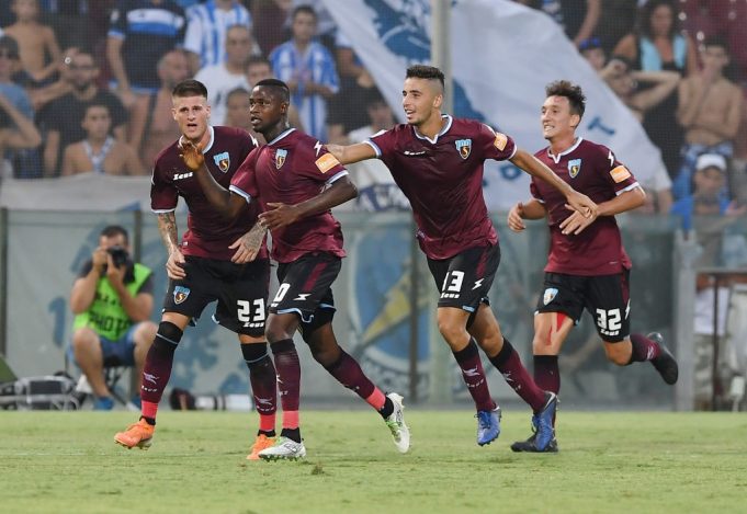 Salernitana calciatori festa multa