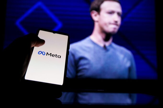 Facebook e Instagram a pagamento