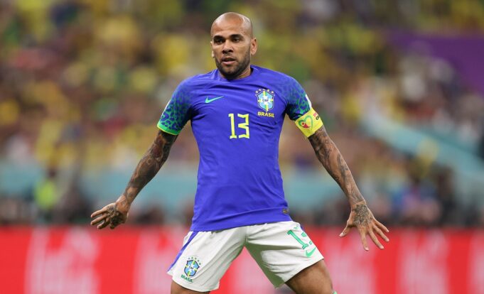 Pumas risarcimento Dani Alves