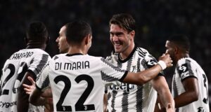 La Juventus lancia la terza maglia: è rosa e blu Juventus terza maglia 22 23