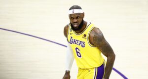 Il Liverpool lancia una collezione dedicata a LeBron James Liverpool collezione LeBron James